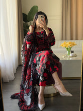 Load image into Gallery viewer, 3 pcs Stitched lawn suit Ready to Wear with CHIFFON dupatta LAWN-RM101