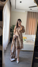 Load image into Gallery viewer, 3 pcs Stitched lawn suit Ready to Wear with CHIFFON dupatta LAWN-JF106