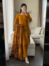 Load image into Gallery viewer, 3PC Stitched DHANAK shalwar Suit Ready to wear DHANAK winter Wear with DHANAK dupatta HW-DP25003