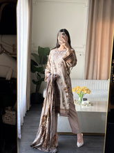 Load image into Gallery viewer, 3 pcs Stitched lawn suit Ready to Wear with CHIFFON dupatta LAWN-JF106