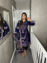 Load image into Gallery viewer, 3pc NAVY PURPLE VELVET Embroidered Shalwar Kameez with NET/Velvet dupatta Stitched Suit Ready to wear HW-DT117B
