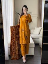 Load image into Gallery viewer, 3PC Stitched DHANAK shalwar Suit Ready to wear DHANAK winter Wear with DHANAK dupatta HW-DP25003