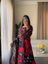 Load image into Gallery viewer, 3 pcs Stitched lawn suit Ready to Wear with CHIFFON dupatta LAWN-RM101