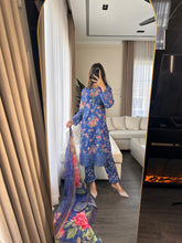 Load image into Gallery viewer, 3 pcs Stitched Blue lawn suit Ready to Wear with chiffon dupatta LNE-24018