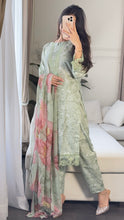 Load image into Gallery viewer, 3 pcs Stitched lawn suit Ready to Wear with CHIFFON dupatta LAWN-051
