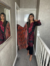 Load image into Gallery viewer, 3 pcs Stitched BLACK RED lawn suit Ready to Wear with chiffon dupatta LNE-24009
