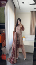 Load image into Gallery viewer, 3 pcs Stitched lawn suit Ready to Wear with Lawn dupatta LAWN-D292E
