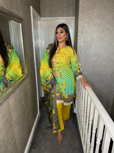 Load image into Gallery viewer, 3PC Stitched YELLOW shalwar Suit Ready to wear KHADDAR winter Wear with KHADDAR dupatta KNE-0304
