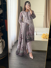Load image into Gallery viewer, 3 pcs Stitched lawn suit Ready to Wear with Lawn dupatta LAWN-D316B
