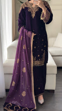 Load image into Gallery viewer, 3pc PURPLE VELVET Embroidered Shalwar Kameez with NET/Velvet dupatta Stitched Suit Ready to wear HW-U2480
