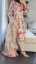 Load image into Gallery viewer, 3 pcs Stitched lawn suit Ready to Wear with CHIFFON dupatta LAWN-050
