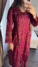 Load image into Gallery viewer, 3 pcs Stitched lawn suit Ready to Wear with CHIFFON dupatta LAWN-045
