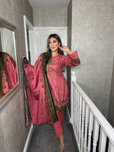 Load image into Gallery viewer, 3PC Stitched PINK shalwar Suit Ready to wear KHADDAR winter Wear with KHADDAR dupatta BS-771
