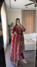 Load image into Gallery viewer, 3pc Embroidered Shalwar Kameez with CHIFFON dupatta Stitched Suit Ready to wear HW-U2502
