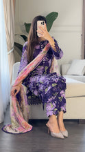 Load image into Gallery viewer, 3 pcs Stitched lawn suit Ready to Wear with CHIFFON dupatta LAWN-046
