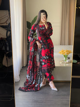 Load image into Gallery viewer, 3 pcs Stitched lawn suit Ready to Wear with CHIFFON dupatta LAWN-RM101
