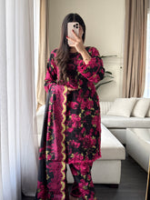 Load image into Gallery viewer, 3PC Stitched Black LINEN shalwar Suit Ready to wear LINEN winter Wear with LINEN dupatta HW-DH34

