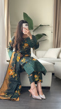 Load image into Gallery viewer, 3PC Stitched BOTTLE GREEN LINEN shalwar Suit Ready to wear LINEN winter Wear with LINEN dupatta HW-DH36
