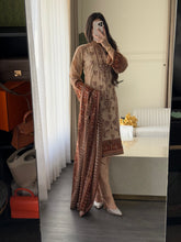 Load image into Gallery viewer, 3 pcs Stitched lawn suit Ready to Wear with Lawn dupatta LAWN-D292E
