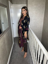 Load image into Gallery viewer, 3 pcs Stitched BLACK LILEN shalwar Suit Ready to wear WINTER Wear with LILEN dupatta LILEN-R1
