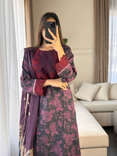 Load image into Gallery viewer, 3PC Stitched shalwar Suit Ready to wear DHANAK winter Wear with Dhanak dupatta HW-DH16
