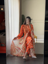 Load image into Gallery viewer, 3 pcs Stitched lawn suit Ready to Wear with Chiffon dupatta LAWN-D329
