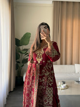 Load image into Gallery viewer, 3pc Embroidered Shalwar Kameez with CHIFFON dupatta Stitched Suit Ready to wear HW-U2502
