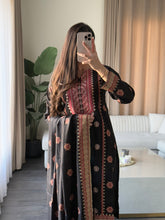 Load image into Gallery viewer, 3 pcs Stitched lawn suit Ready to Wear with CHIFFON dupatta LAWN-JF101
