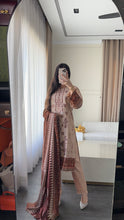 Load image into Gallery viewer, 3 pcs Stitched lawn suit Ready to Wear with Lawn dupatta LAWN-D292E
