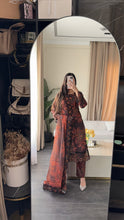 Load image into Gallery viewer, 3 pcs Stitched lawn suit Ready to Wear with Chiffon dupatta LAWN-RS02
