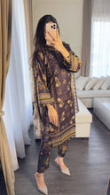 Load image into Gallery viewer, 3 pcs Stitched lawn suit Ready to Wear with CHIFFON dupatta LAWN-032
