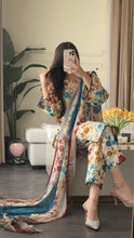 Load image into Gallery viewer, 3 pcs Stitched lawn suit Ready to Wear with Chiffon dupatta LAWN-D138
