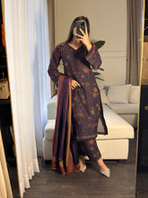 Load image into Gallery viewer, 3PC Stitched shalwar Suit Ready to wear DHANAK winter Wear with Dhanak dupatta HW-DH23
