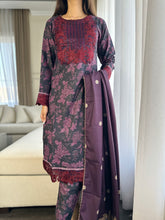 Load image into Gallery viewer, 3PC Stitched shalwar Suit Ready to wear DHANAK winter Wear with Dhanak dupatta HW-DH16
