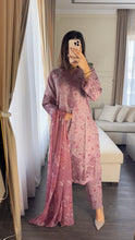Load image into Gallery viewer, 3 pcs Stitched lawn suit Ready to Wear with CHIFFON dupatta LAWN-049
