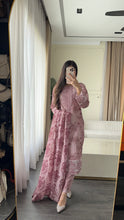 Load image into Gallery viewer, 3 pcs Stitched lawn suit Ready to Wear with LAWN dupatta LAWN-JF112
