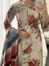 Load image into Gallery viewer, 3PC Stitched KHADDAR shalwar Suit Ready to wear KHADDAR winter Wear with KHADDAR dupatta HW-KH1001
