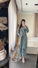 Load image into Gallery viewer, 3 pcs Stitched lawn suit Ready to Wear with LAWN dupatta LAWN-JF115

