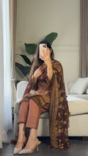 Load image into Gallery viewer, 3 pcs Stitched lawn suit Ready to Wear with CHIFFON dupatta LAWN-034
