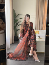 Load image into Gallery viewer, 3 pcs Stitched lawn suit Ready to Wear with Chiffon dupatta LAWN-RS02
