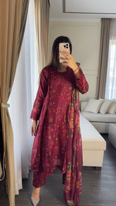 3 pcs Stitched lawn suit Ready to Wear with CHIFFON dupatta LAWN-045