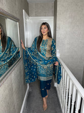 Load image into Gallery viewer, 3 pcs Stitched TEAL shalwar Suit Ready to wear Lilen winter Wear with LILEN dupatta LL-47C
