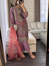 Load image into Gallery viewer, 3pc PURPLE Embroidered Shalwar Kameez wit Net dupatta Stitched Suit Ready to wear HW-DT81
