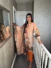 Load image into Gallery viewer, 3PC Stitched PEACH shalwar Suit Ready to wear KHADDAR winter Wear with KHADDAR dupatta KNE-0312
