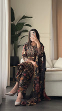 Load image into Gallery viewer, 3 pcs Stitched lawn suit Ready to Wear with Chiffon dupatta LAWN-MOH008
