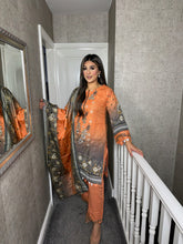 Load image into Gallery viewer, 3PC Stitched Peach Orange shalwar Suit Ready to wear KHADDAR winter Wear with KHADDAR dupatta KNE-0316
