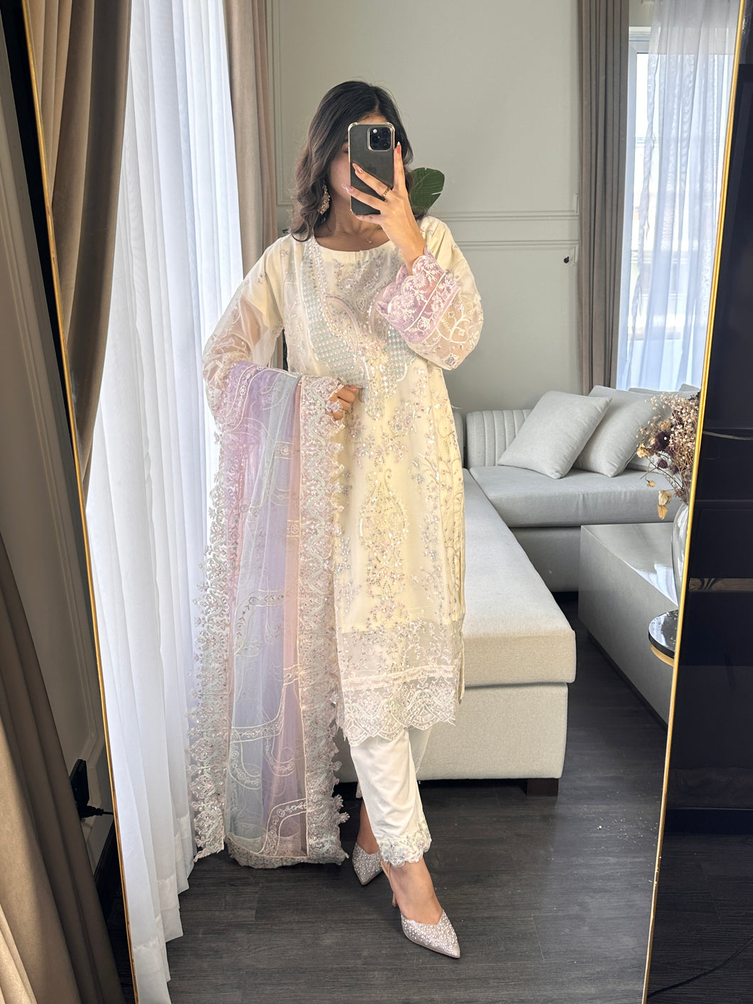 3pc WHITE Embroidered Shalwar Kameez wit CHIFFON  dupatta Stitched Suit Ready to wear HW-U2320