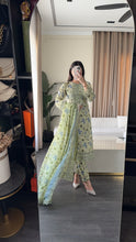 Load image into Gallery viewer, 3 pcs Stitched lawn suit Ready to Wear with Chiffon dupatta LAWN-D330A
