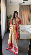 Load image into Gallery viewer, 3 pcs Stitched lawn suit Ready to Wear with CHIFFON dupatta LAWN-JF102
