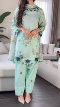 Load image into Gallery viewer, 3 pcs Stitched lawn suit Ready to Wear with CHIFFON dupatta LAWN-040A
